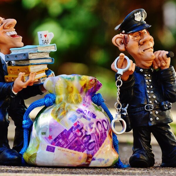 Avoid Financial Fraud: 2025 में फाइनेंशियल फ्रॉड से कैसे बचें? जानिए 12 स्मार्ट और सुरक्षित तरीके!