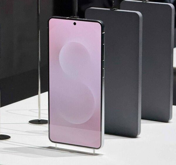 Samsung ने MWC 2025 में पेश किया अपना सबसे पतला स्मार्टफोन – Galaxy S25 Edge,जानें कीमत और स्पेसिफिकेशंस