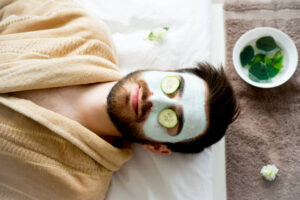 Best Male Skincare After 30: 30 साल के बाद पुरुष गर्मियों में चेहरे पर क्या लगाएं?