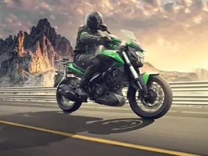 Bajaj Dominar 400 2025: लॉन्ग राइड्स के शौकीनों के लिए दमदार स्पोर्ट्स-टूर बाइक लॉन्च, मिल रहा 30 kmpl का तगड़ा माइलेज