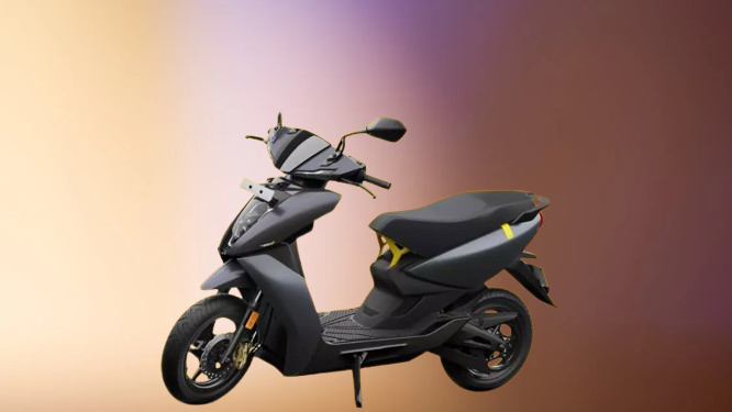 Ather 450S का नया वेरिएंट बड़ी बैटरी के साथ मिडिल क्लास के लिए लॉन्च, सिंगल चार्ज में देगा 161km की रेंज