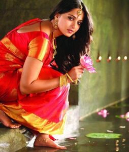 43 साल की Anushka Shetty ने तोड़ी चुप्पी: शादी, बच्चे और सिंगल लाइफ को लेकर कही दिल छू लेने वाली बातें,चाहे जो भी हो, शादी ...