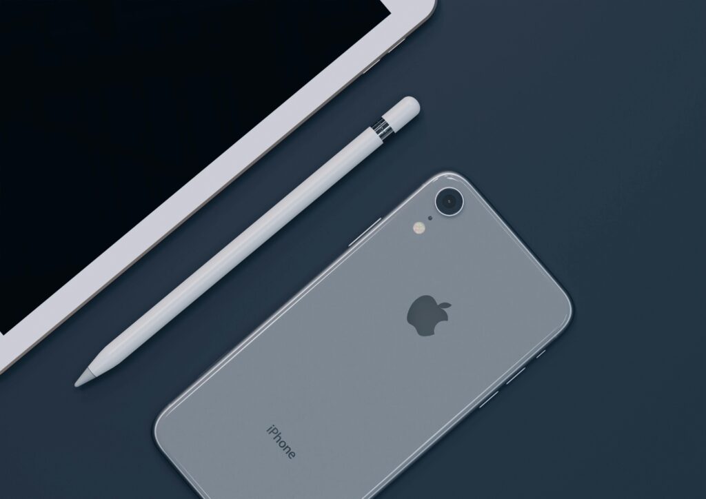 iPhone फैंस के लिए खुशखबरी! iPhone 16 Pro अब ₹15,000 कम दाम में, मिल रहे हैं एक्स्ट्रा ऑफर भी