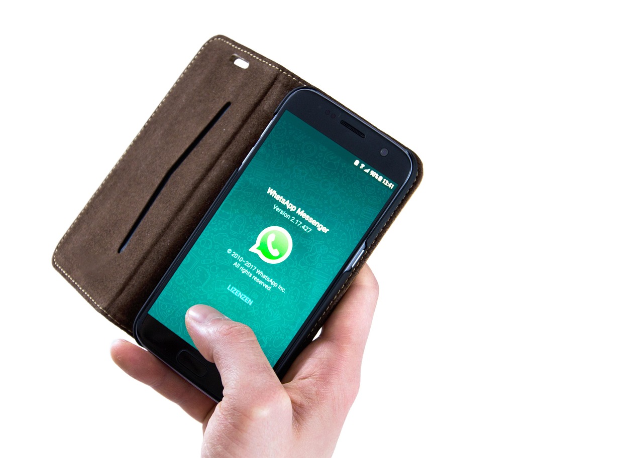 WhatsApp का ऑटो-डाउनलोड कैसे बंद करें?