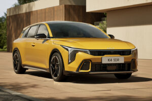 Mahindra XUV700 को टक्कर देने आ रहे हैं नए 7-Seater SUV Models — Tata, Hyundai, Kia, Renault और Nissan की तैयारियां तेज!