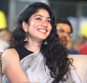 रामायण मूवी की सीता' साईं पल्लवी कौन हैं? जानें घर, बॉयफ्रेंड से लेकर Sai Pallavi की NetWorth की डिटेल्स