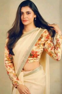 Bigg Boss 19 Malt Chahar stylish saree looks